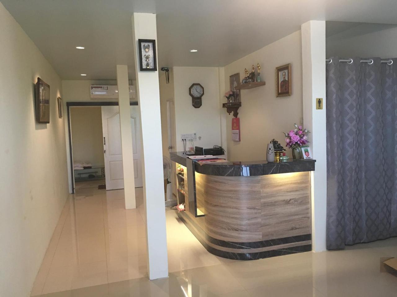 The Baan Nathong Hostel Bangkok Luaran gambar